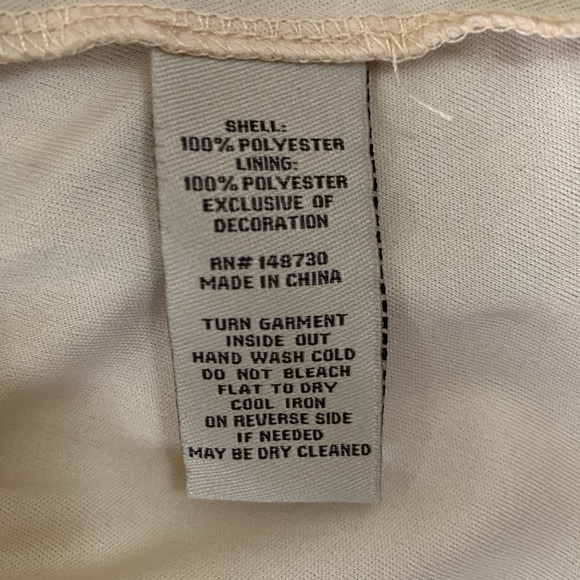 FLORAL EMBROIDERED SWING DRESS BEIGE BY ECI ROSES - Picture 6 of 8